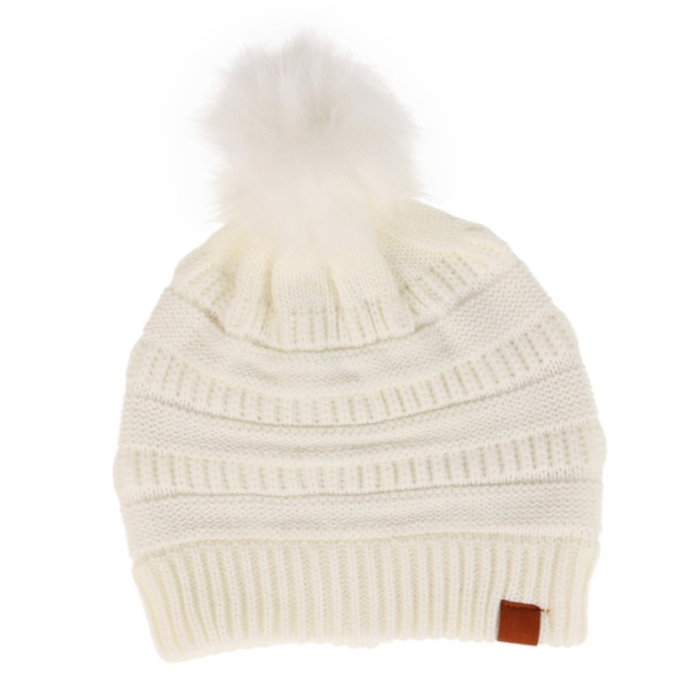 NWT Winter Cable Knit with Pom Pom Cream Beanie Hat